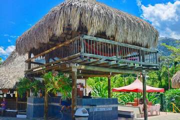 Poolside bar