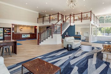 Hotel Interior 12 of 44