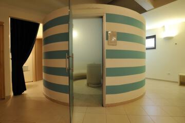 Steam room