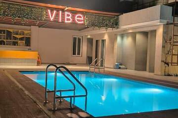 Rooftop pool
