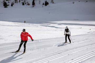 Skiing