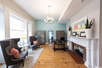 Check-in/check-out kiosk