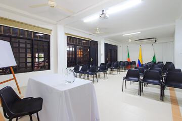 Meeting facility