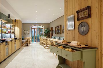 Breakfast buffet