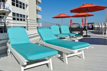 Sundeck