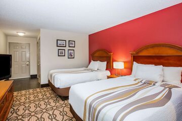 Room 30 of 48