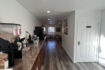 Breakfast area