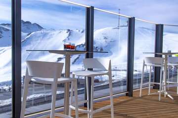 Sundeck