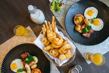 Breakfast meal