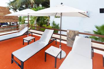 Sundeck