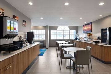 Breakfast/Coffee Service 48 of 50