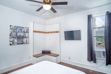 guest_rooms