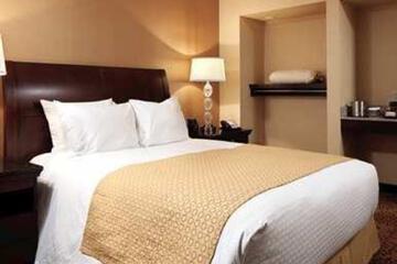 DoubleTree by Hilton Pittsburgh Monroeville Convention Center