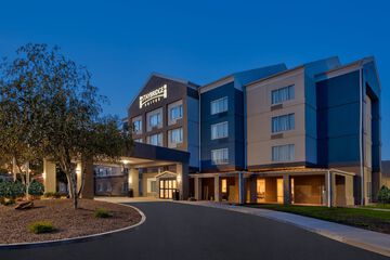 Staybridge Suites Pittsburgh Airport by IHG