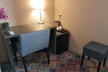 Room amenity