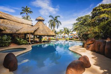 Poolside bar