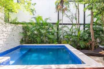 Private pool