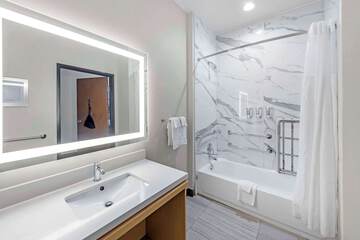 Room 21 of 29