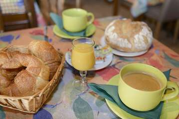 Breakfast meal
