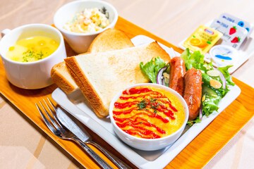 Breakfast meal