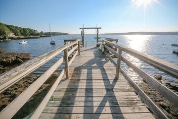 Dock