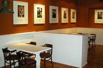 Hotel Lounge
