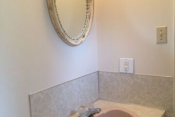 Bathroom sink