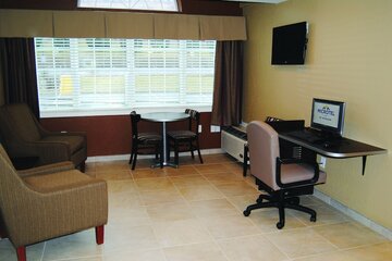 Business Center 16 of 16