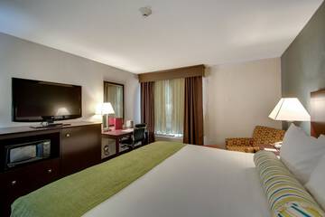 Room 9 of 37