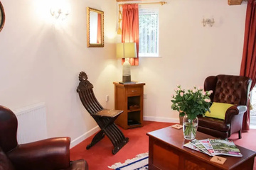 hotel_rooms