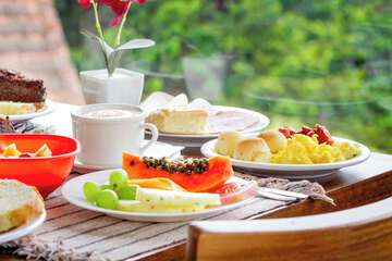 Breakfast meal