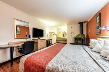 Hotel Interior 9 of 29