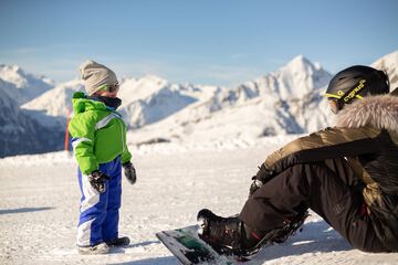 Snow and ski sports