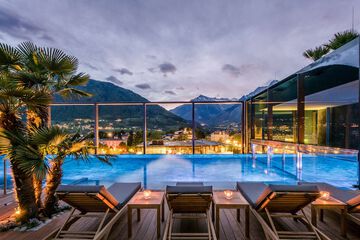 Rooftop pool