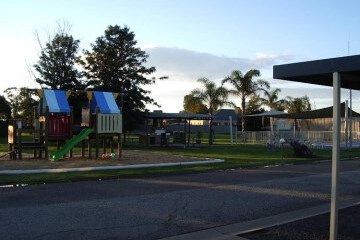  Aaroona Holiday Resort 2