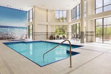 Courtyard by Marriott Toronto Mississauga / West