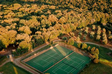 Tennis court