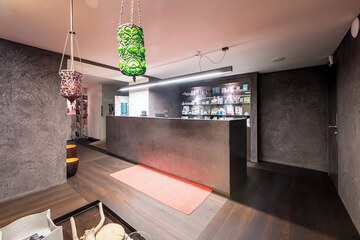 Spa reception