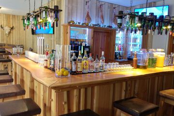 Sports bar