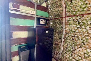 Mini-refrigerator