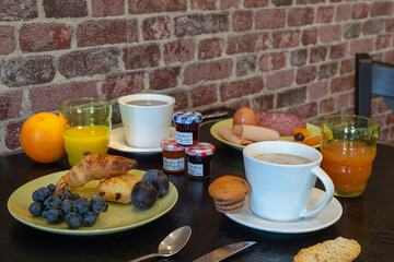 Breakfast meal