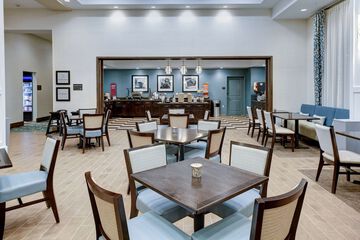 Breakfast/Coffee Service 67 of 78