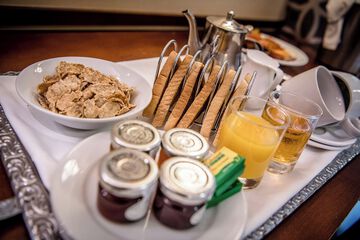 Breakfast meal