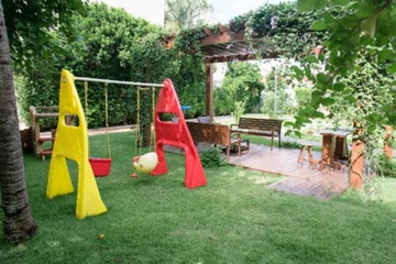 Children's play area - outdoor