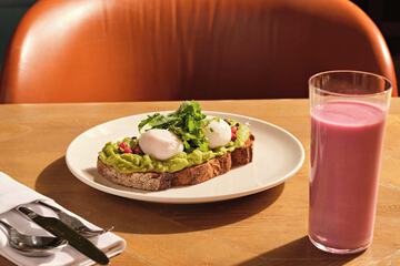 Breakfast meal