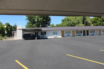 Property Grounds 23 of 24