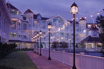 Front of property - evening/night