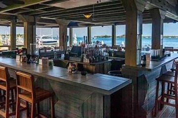 Hotel Exterior 15 of 18