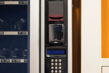 Vending machine