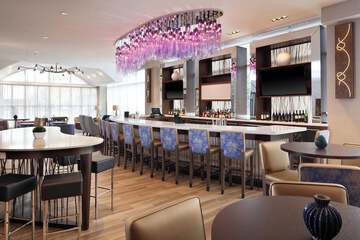 SpringHill Suites by Marriott New Orleans Downtown / Canal Street
